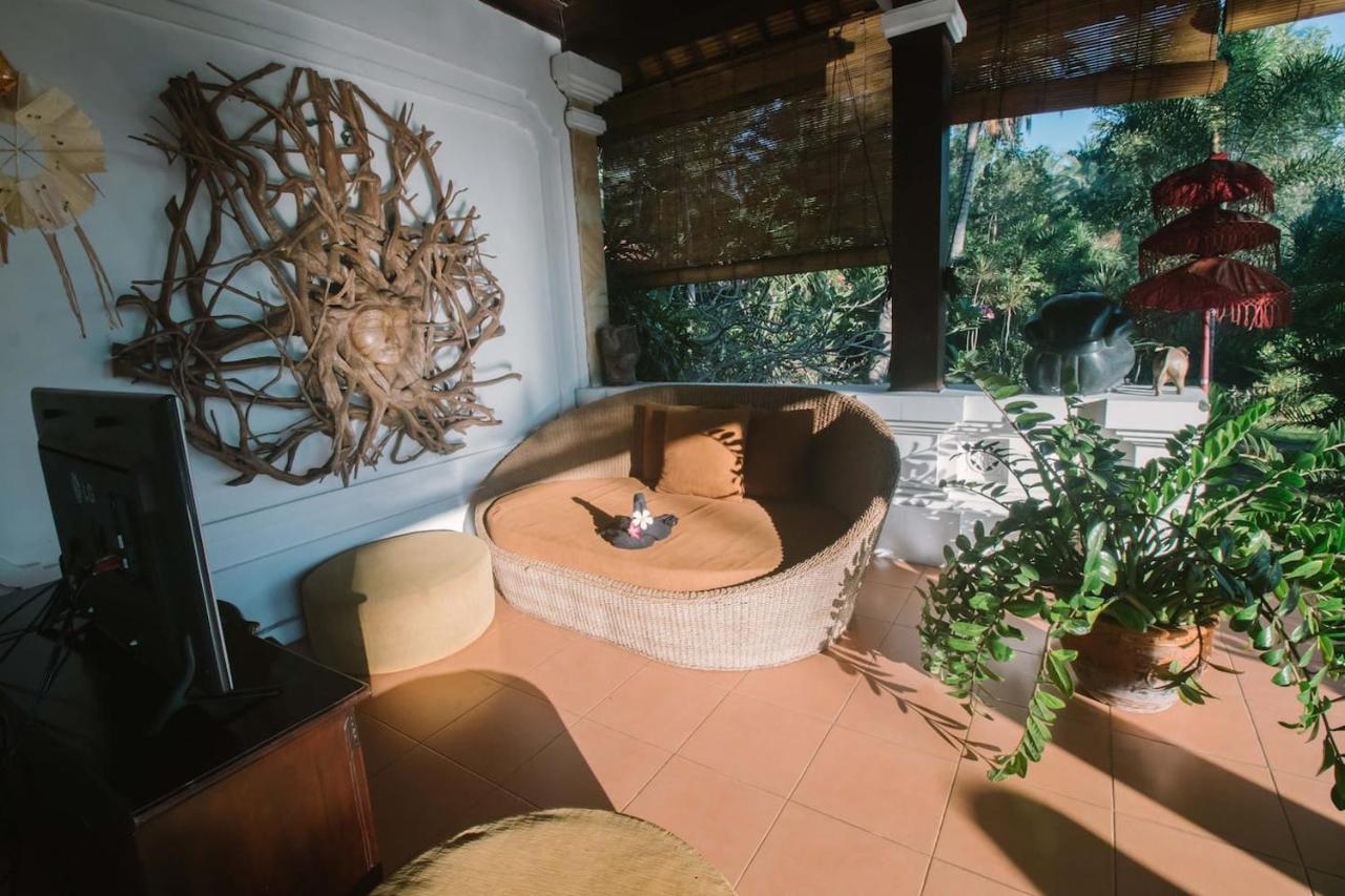 Bali North Beach B&B Tianyar Eksteriør bilde