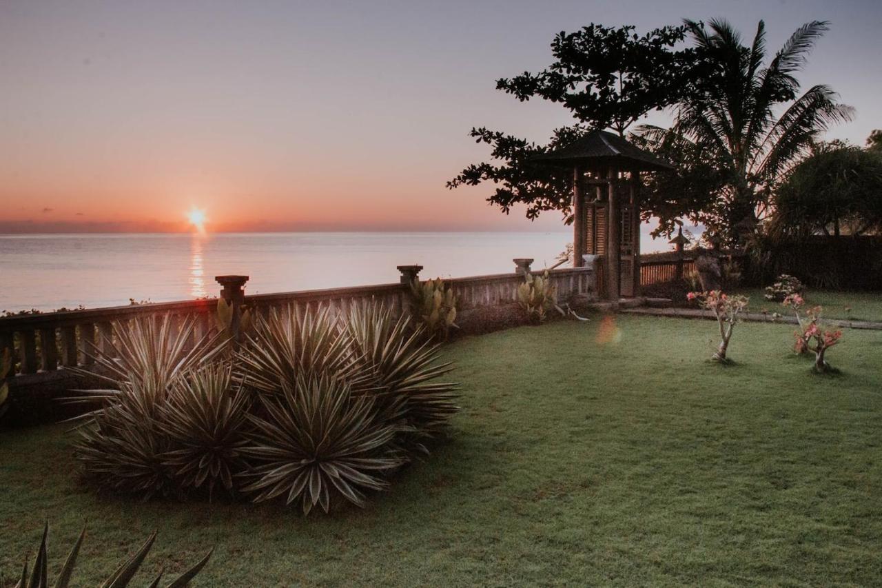 Bali North Beach B&B Tianyar Eksteriør bilde