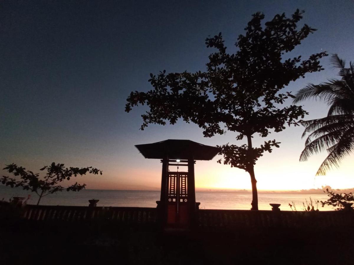 Bali North Beach B&B Tianyar Eksteriør bilde