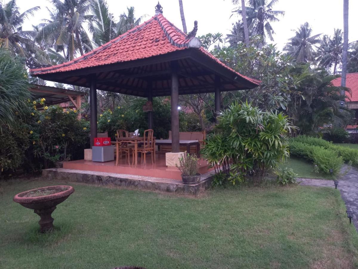 Bali North Beach B&B Tianyar Eksteriør bilde