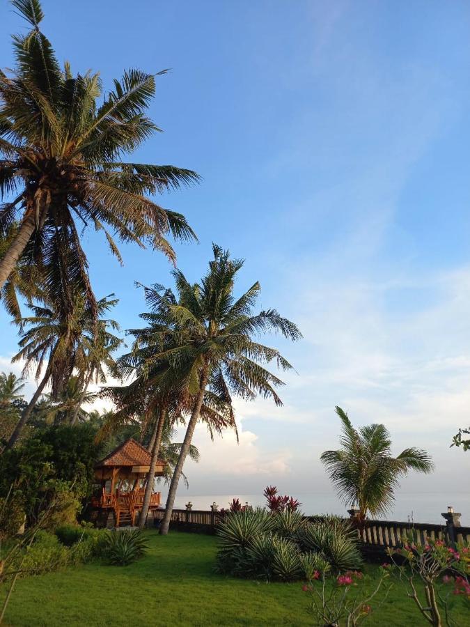 Bali North Beach B&B Tianyar Eksteriør bilde