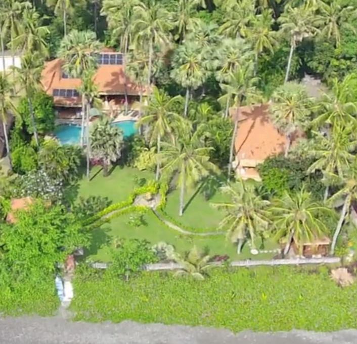 Bali North Beach B&B Tianyar Eksteriør bilde