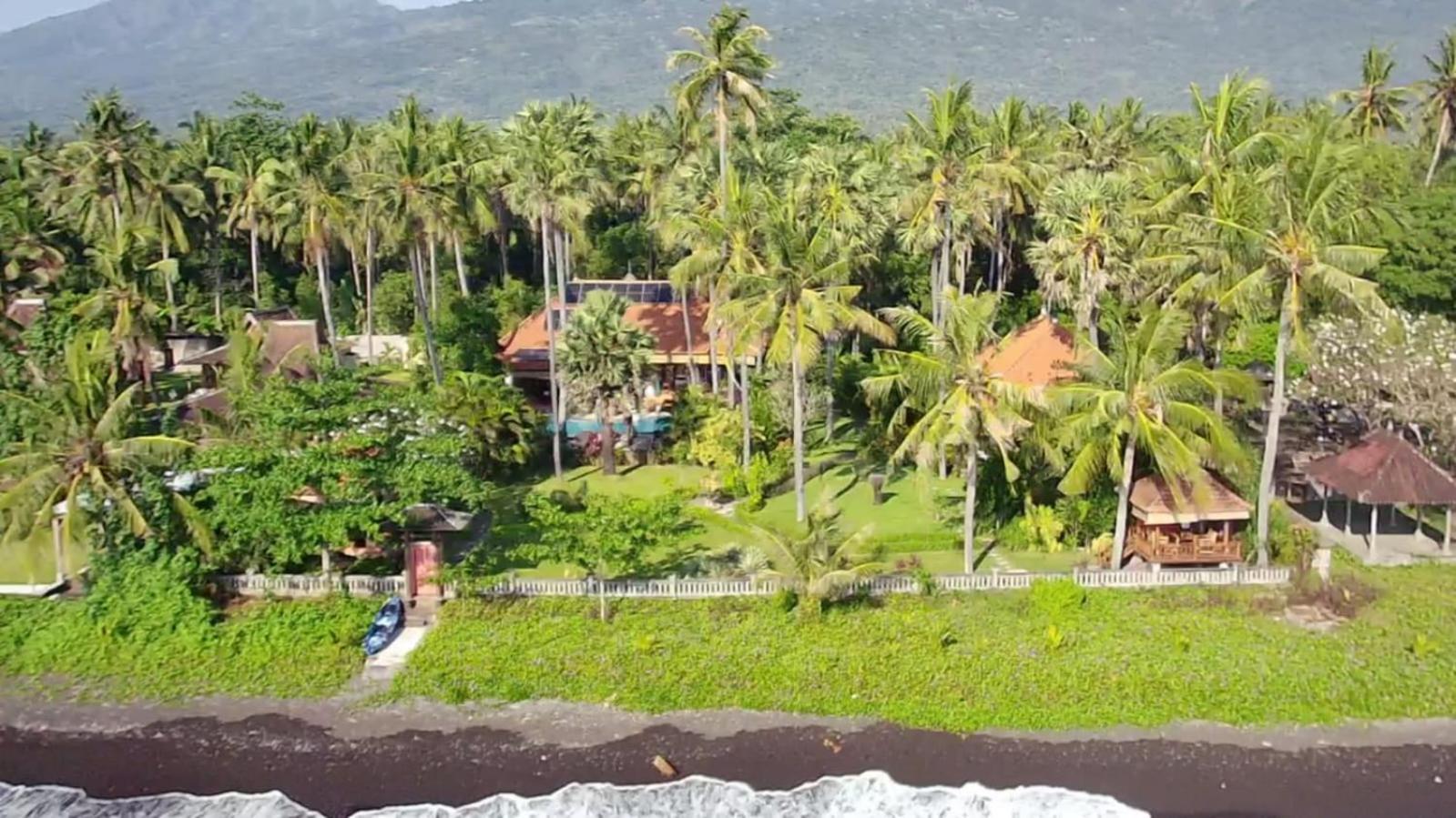 Bali North Beach B&B Tianyar Eksteriør bilde
