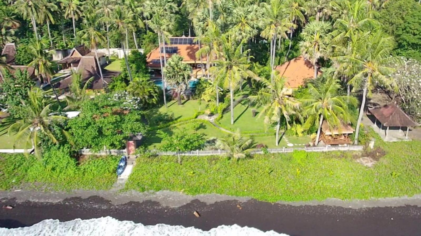 Bali North Beach B&B Tianyar Eksteriør bilde